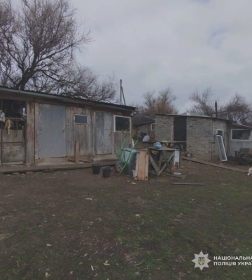 На Харківщині чоловік незаконно будував базу відпочинку