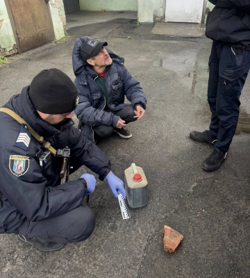 У Києві невідомий намагався підпалити авто волинського нардепа Ігоря Гузя - що відомо