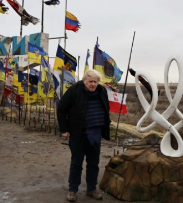 Бывший премьер-министр Великобритании Борис Джонсон побывал в Запорожье и на передовой