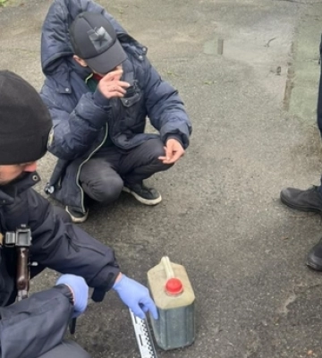 Нардеп з Волині Ігор Гузь заявляє, що хотіли підпалити його авто (фото, відео)