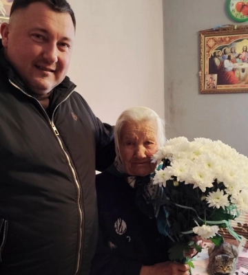 95 років мудрості: на Волині привітали довгожительку