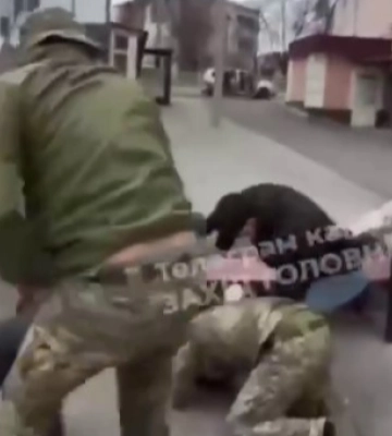 В Луцке подростки напали на военнослужащих ТЦК