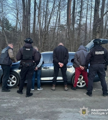 На Житомирщині поліцейські затримали чергового переправника ухилянтів через кордон