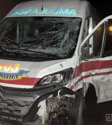 Росіяни у великодню ніч атакували дроном швидку на Сумщині: постраждали троє медиків