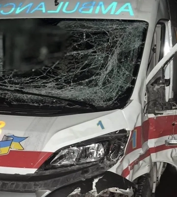 росіяни атакували авто медиків вночі на Сумщині попри перемир’я, є поранені