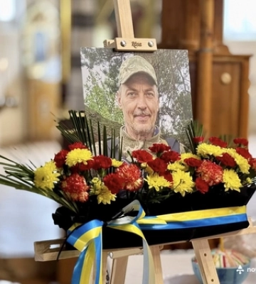 У громаді на Волині назавжди попрощалися з Героєм Борисом Сазоніком 