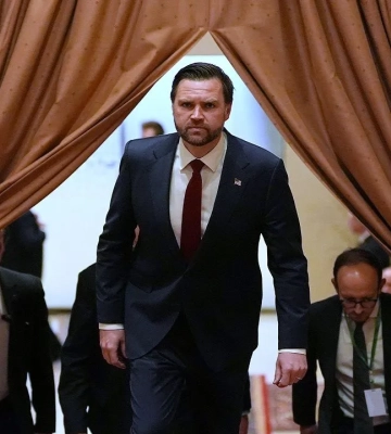 Не бить по отдельным танкерам возле Новороссийска Зеленского просил Джей Ди Венс — FT