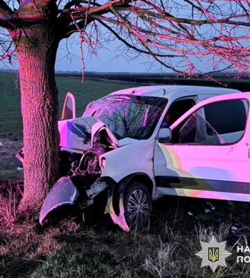 На Хмельниччині внаслідок ДТП постраждали четверо молодиків - розпочато розслідування