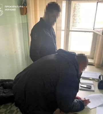 На Полтавщині експравоохоронець та його спільниця зухвало ошукали військовослужбовця
