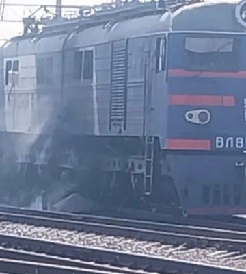 РФ атаковала железную дорогу в Днепропетровской области после «относительного затишья»: эвакуировали около 500 пассажиров
