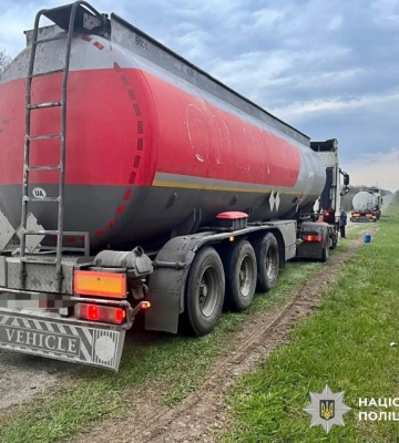 Велосипедист опинився під колесами вантажівки на Кіровоградщині