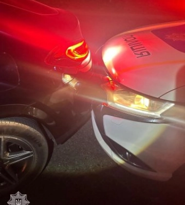 Погоня, ДТП і підозра на сп’яніння: в Ужгороді водійка на Mercedes намагалася втекти від патрульних