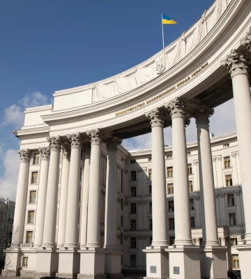 Сибіга: Ми очікуємо на контакт Зеленського та Мадяра