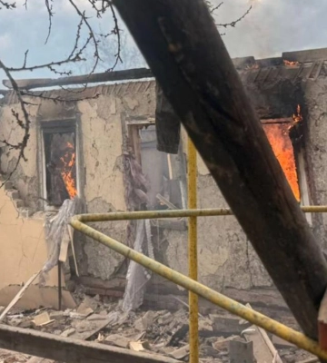 Армія РФ вдарила КАБами по Золочевській громаді: дві жінки поранені