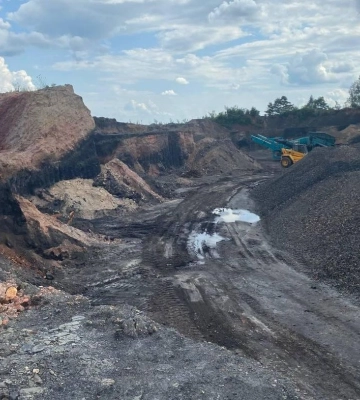 Замість досліджень: викрито схему незаконного видобутку на вугільному родовищі на Волині