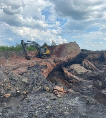 Накопали на 102 мільйони: на Волині викрили масштабну схему видобутку (фото, відео)