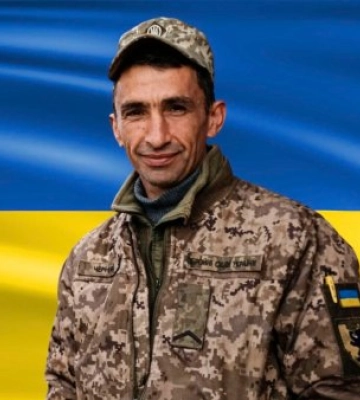 Тячів Закарпаття зустрічає Героя «на щиті»: маршрут живого коридору для Юрія Чернявця