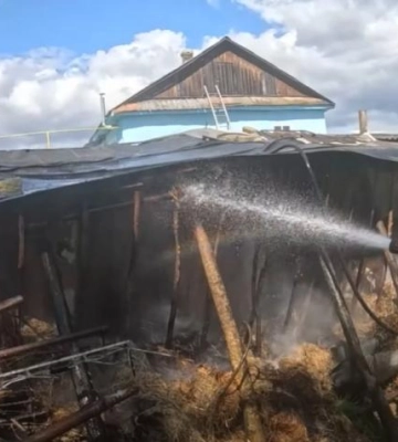 Уночі через невідомих на Волині спалахнуло дві пожежі
