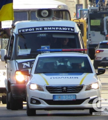 Із трьома загиблими захисниками попрощалися у Кропивницькому 