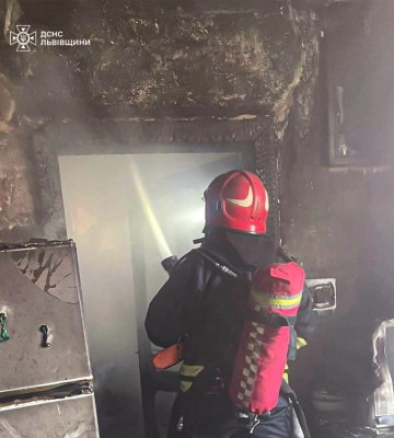 Літнє подружжя загинуло через пожежу в приватному будинку поблизу Львова