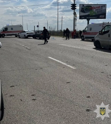 Ракетний удар по Дніпру: щонайменше четверо загиблих і десятки поранених