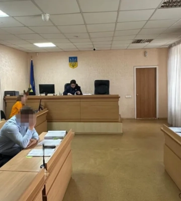В Днепре депутат организовал схему фиктивного трудоустройства с бронированием