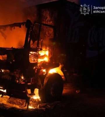 Внаслідок обстрілу Запоріжжя в одному з житлових районів сталася пожежа