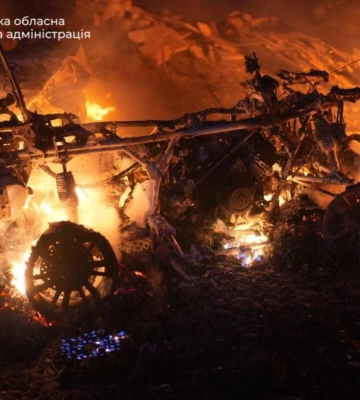Внаслідок обстрілу Запоріжжя в одному з житлових районів сталася пожежа