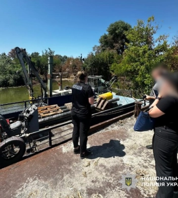 Завершено розслідування щодо незаконного видобутку корисних копалин, до якого причетний колишній міський голова Вилкового