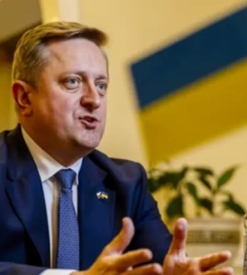 Посол Василь Зварич: Чехія буде прискіпливіше ставитись до українців зі статусом тимчасового захисту