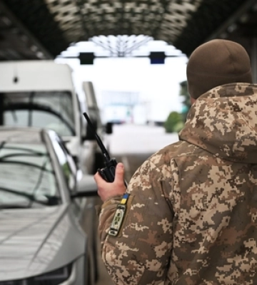 На пунктах пропуску Волині та Львівщини зросли черги