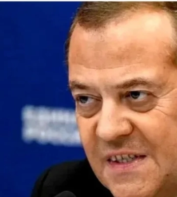 Медведев заявил о планах РФ создать «полосе безопасности» в трёх областях Украины