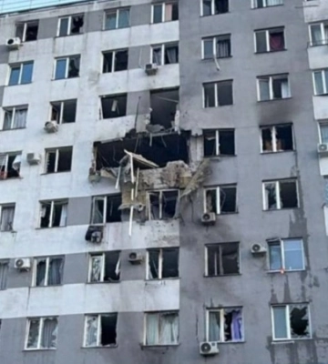 В Одесі після удару РФ по будинку одна квартира зруйнована, три пошкоджені, 3 людини в лікарні – ОВА