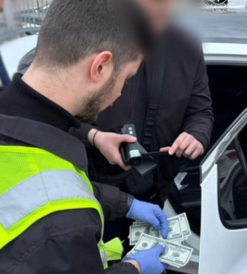 У Києві викрили дві схеми бронювання через фіктивне працевлаштування водієм та адміністратором кафе при університеті