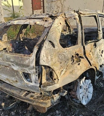 Росіяни атакували цивільне авто в Херсоні: постраждало двоє людей