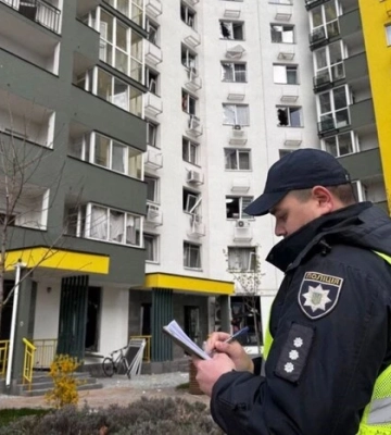 Допомога постраждалим від атаки 16 квітня у Подільському районі: адреси штабів