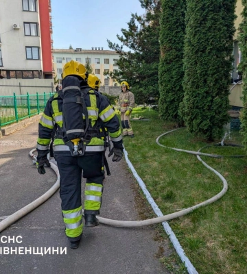 У Сарнах горів гуртожиток (ВІДЕО)