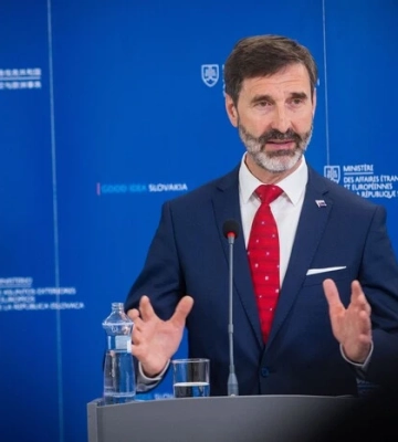 Словаччина передумала блокувати кредит ЄС для України після поразки Орбана на виборах