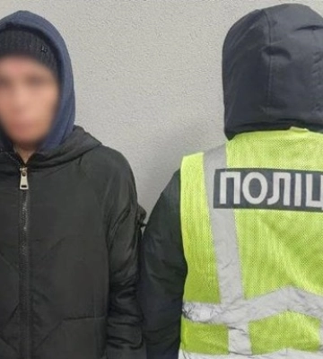 В Киеве женщина из-за ревности подожгла двери мужчине и сопернице