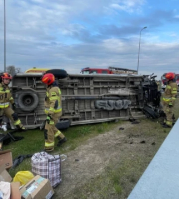 У Польщі перекинувся мікроавтобус з українцями
