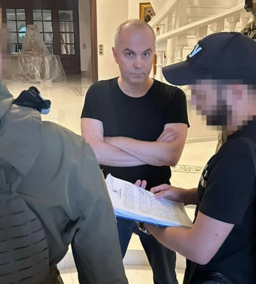 Суд відпустив підозрюваного у державній зраді Шуфрича з-під варти на домашній арешт