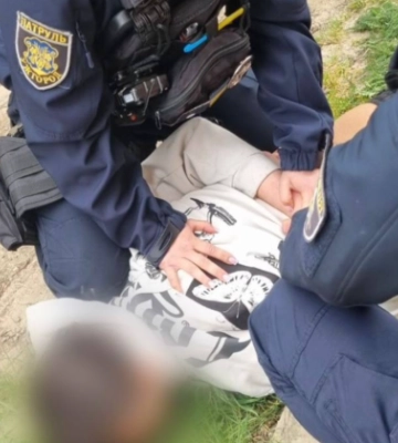 Стрілянину в школі на Закарпатті розслідують як теракт. Підліток, попередньо, виконував вказівки невідомих із месенджера
