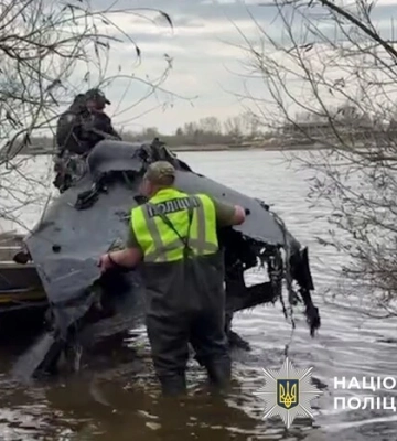 «Шахед» із бойовою частиною вилучено з Дніпра у Голосіївському районі (відео)