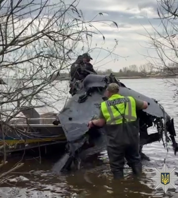 «Шахед» із бойовою частиною вилучено з Дніпра у Голосіївському районі (відео)