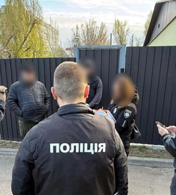 Правоохоронці повідомили про викриття схем на закупівлі дров для ЗСУ. Збитки – 100 млн грн