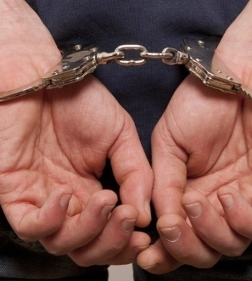 Львів’янин постане перед судом за спробу підкупу заступника начальника митного посту