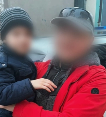 На самокаті серед дороги: у місті на Волині патрульні шукали родину маленького «втікача»