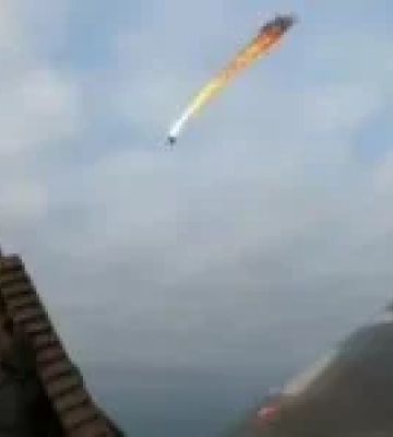 У Києві з Дніпра дістали російський безпілотник