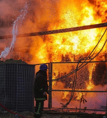Россияне атаковали важный энергетический объект на Черниговщине: почти 400 тысяч человек оказались без света
