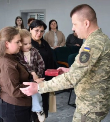 Орден за мужність — посмертно: на Закарпатті вшанували пам’ять прикордонника Михайла Мучички